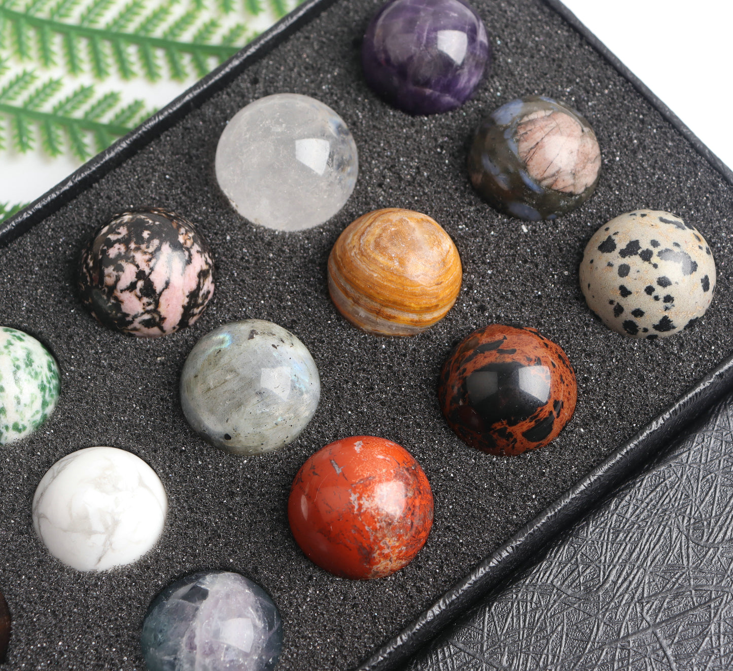 18pcs/set Natural Mixed 20mm Crystal Ball in Gift Box